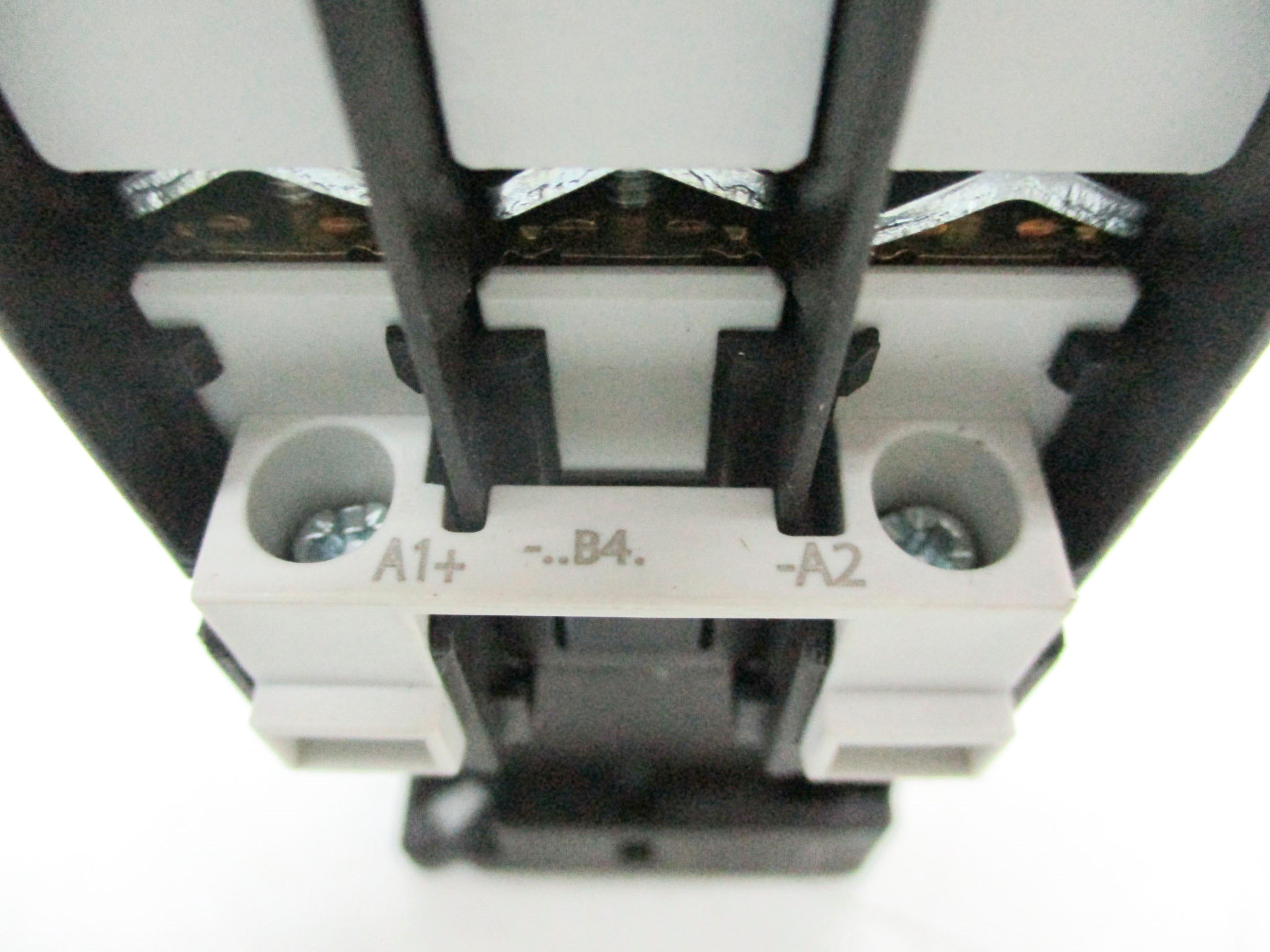 SIEMENS 3RT1026-1BB40 24VDC UNMP