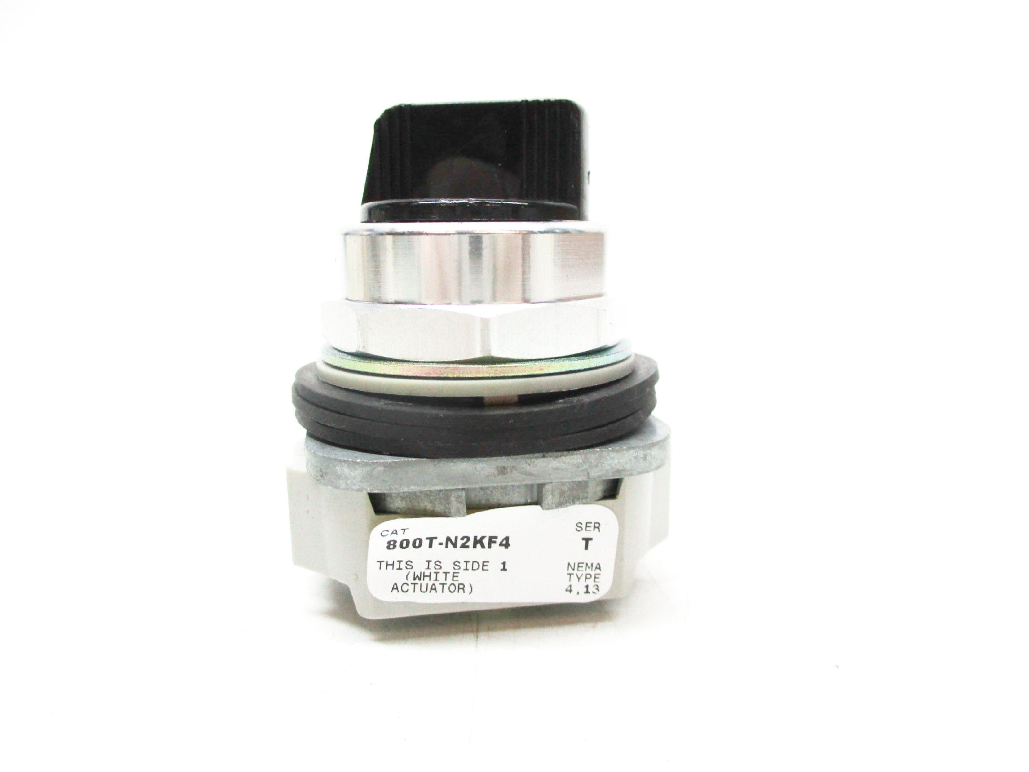 ALLEN BRADLEY 800T-N2KF4 SER. T (WH) NSMP