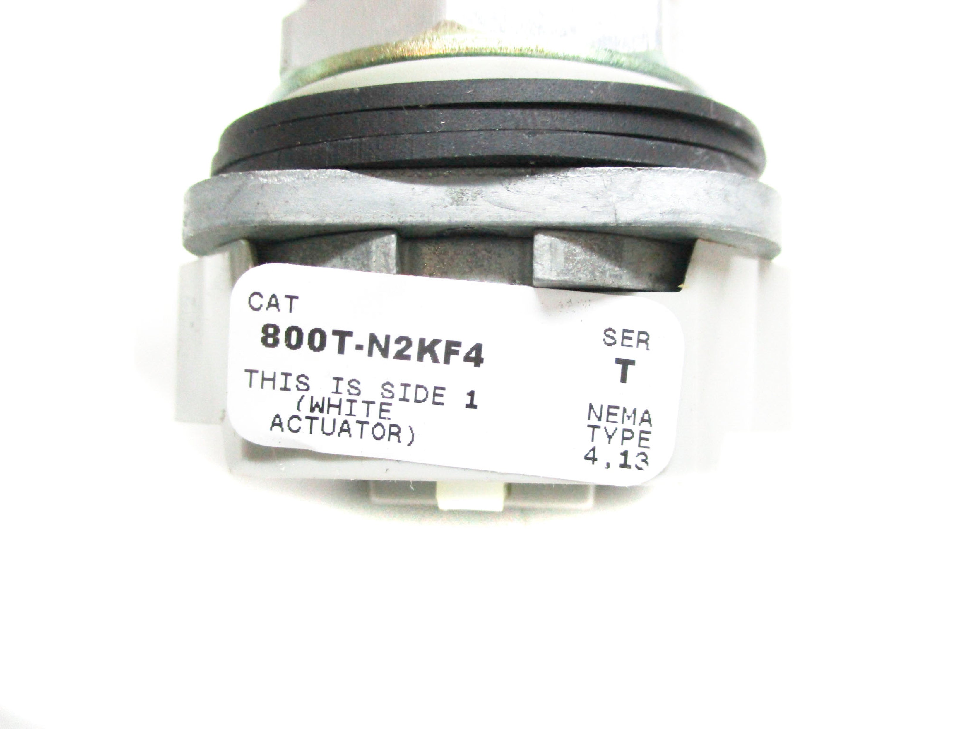 ALLEN BRADLEY 800T-N2KF4 SER. T (WH) NSMP