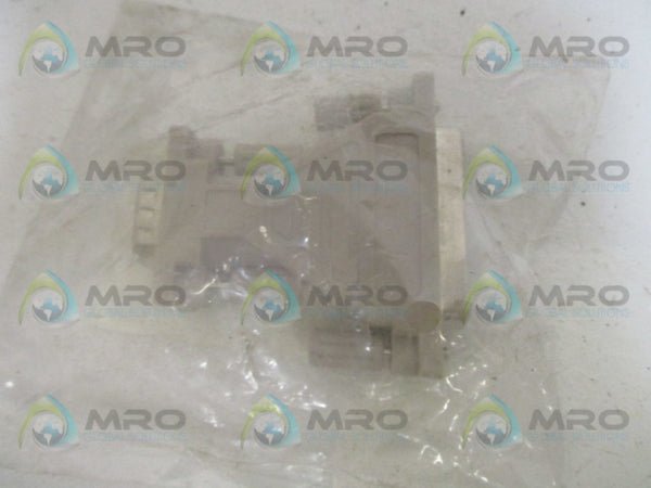 ADAPTER DB9M/DB25F BEIGE ADAPTER NSMP