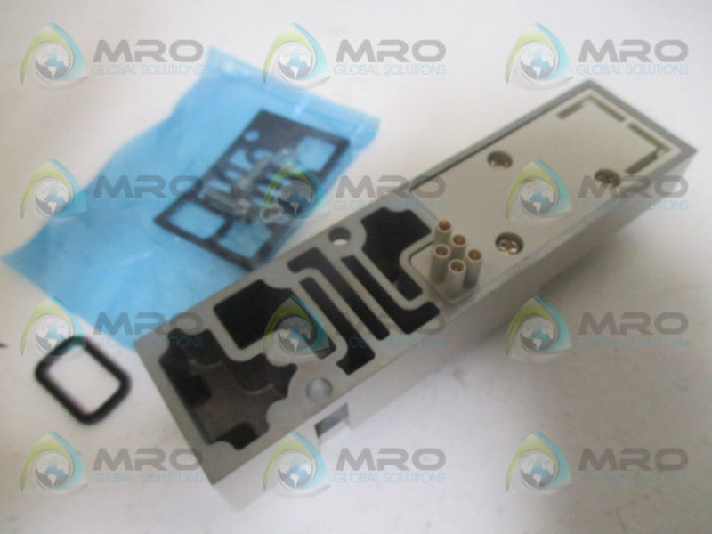 SMC VVQ4000-86A ADAPTER PLATE NSNP