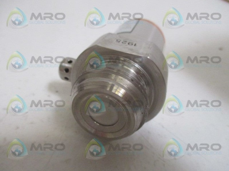 IFM EFECTOR PL2057 PRESSURE SENSOR UNMP