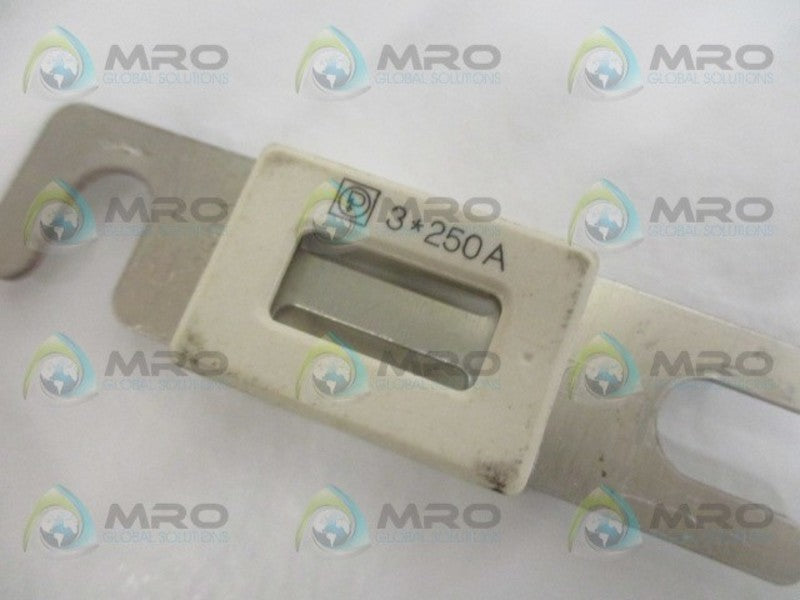 TOYOTA 57611-F1060-71 FUSE 250A UNMP