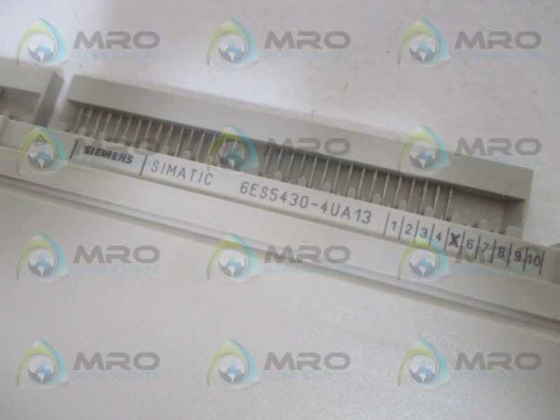 SIEMENS SIMATIC 6ES5430-4UA13 DIGITAL INPUT MODULE 32POINT 24VDC NSNP