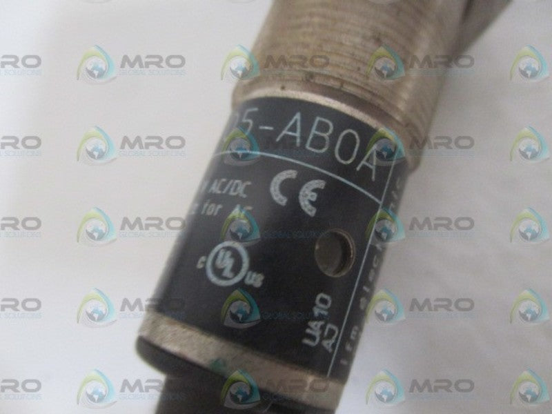 IFM EFECTOR IG0305 IGA2005-AB0A PROXIMITY SWITCH UNMP
