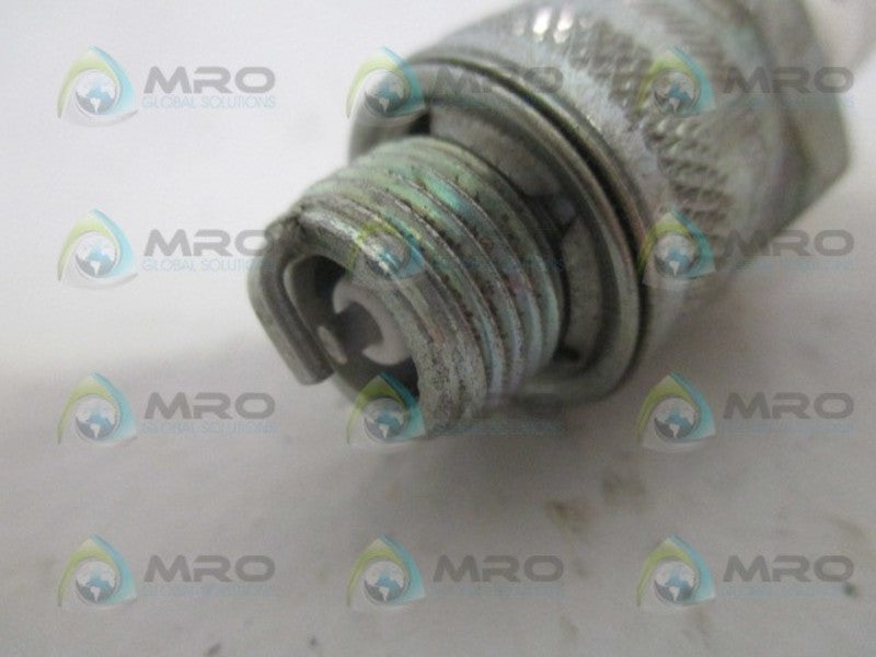 CHAMPION RJ8C SPARK PLUG NSNP