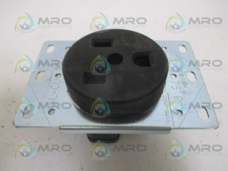 PASS & SEYMOUR 3802 POWER OUTLET 30A 125V NSNP