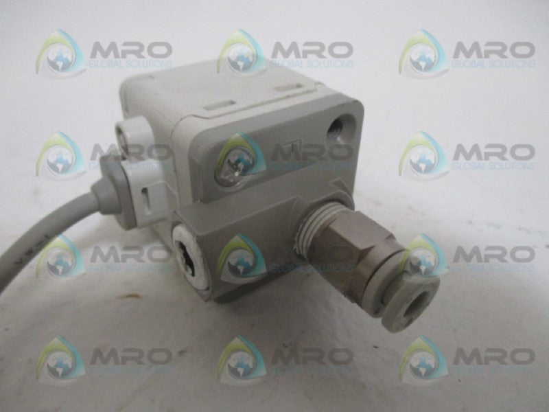 SMC ISE40A-WF1-Y PRESSURE SWITCH NSNP