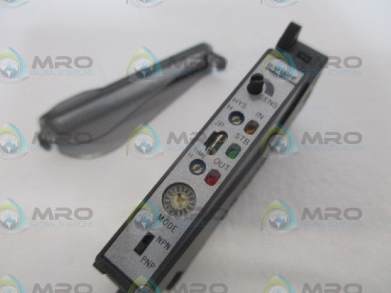 BALLUFF BOS-74K-UU-1FR-BO-Z PHOTOELECTRIC SENSOR 12-24VDC NSNP