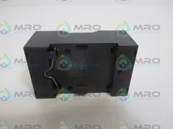 RS 215-5433 RELAY SOCKET NSNP