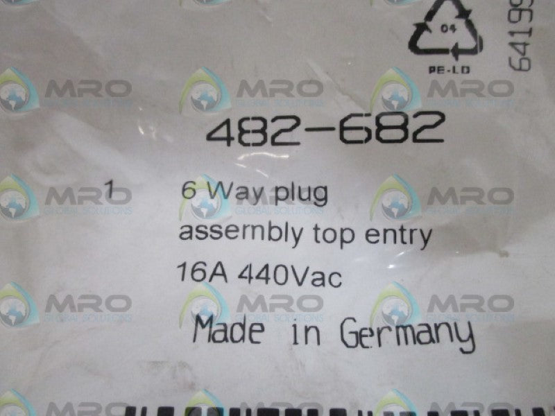 RS 482-682 PLUG 6 WAY TOP ENTRY ASSEMBLY 16A 440VAC NSNP