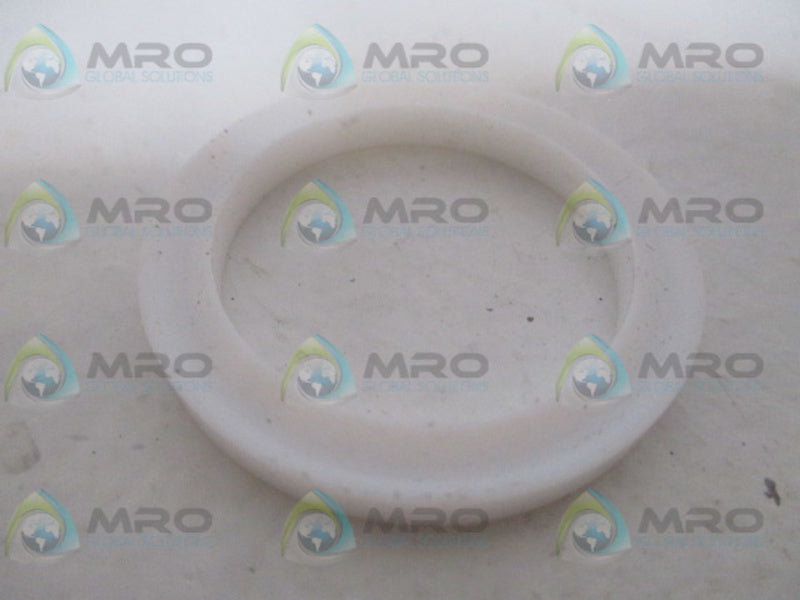 FISHER 1P825701192 FEMALE PACKING ADAPTOR NSNP