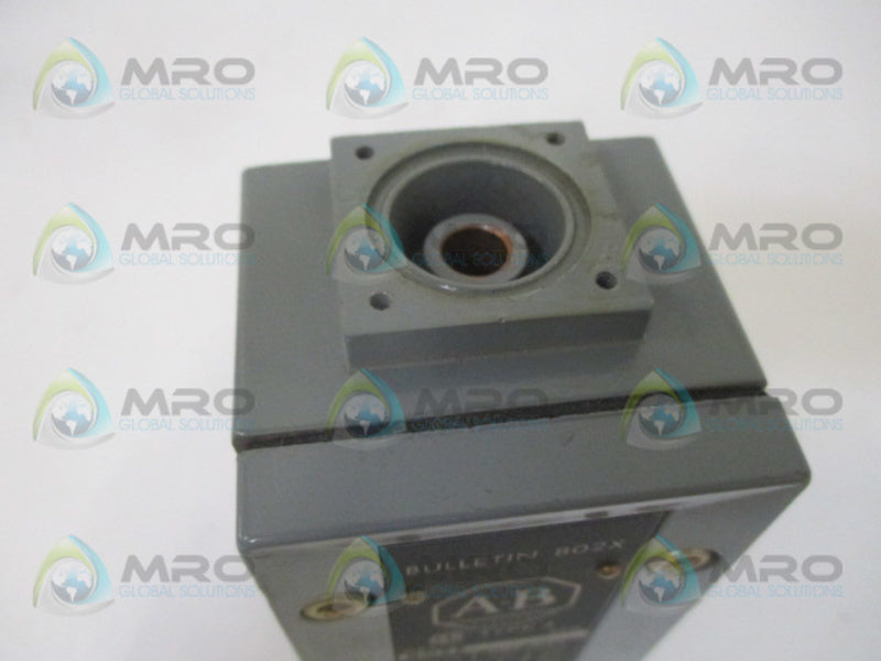 INDUSTRIAL SPARE PART 802X-B4 SER. B LIMIT SWITCH (AS PICTURED) NSNP