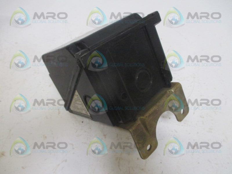 UNITED ELECTRIC J302D PRESSURE CONTROLLER 0-100PSI UNMP