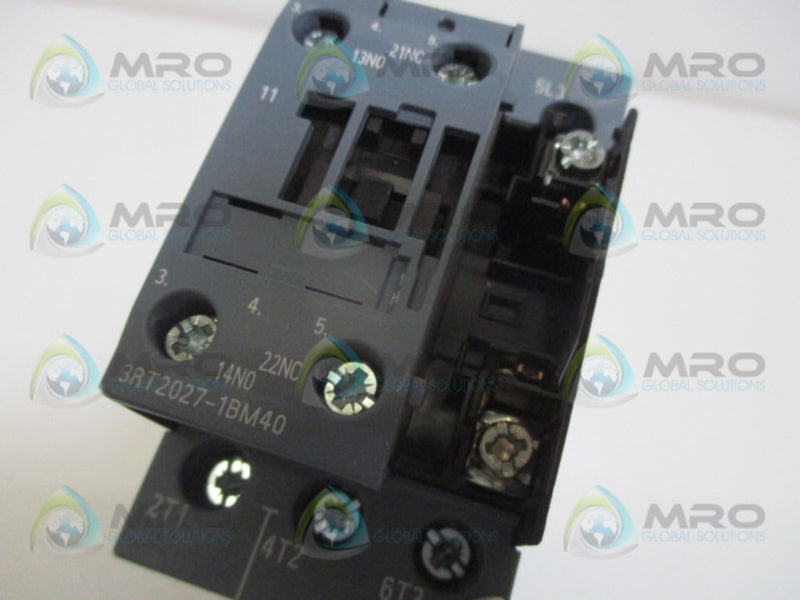 SIEMENS 3RT2027-1BM40 CONTACTOR (AS PICTURED) UNMP