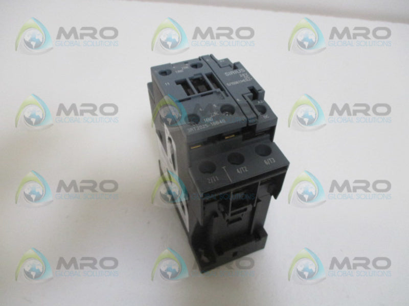 SIEMENS 3RT2025-1BB40 CONTACTOR(AS PICTURED) UNMP