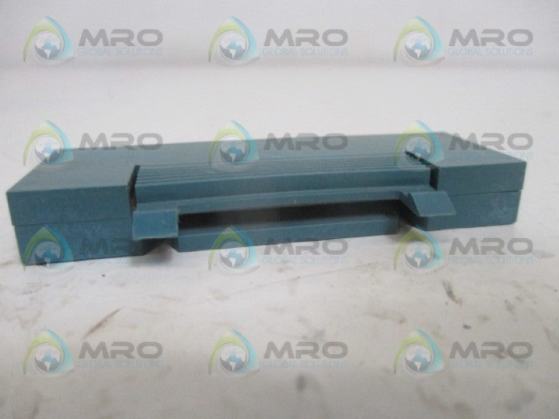 FOXBORO P0400CV 2-SLOT MODULE FT CONNECTOR  NSNP