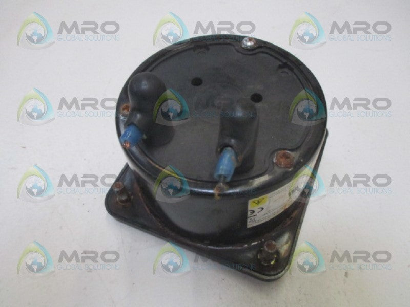 CROMPTON 077-05GA-SJSJ-C6 PANEL METER 0/600 VAC UNMP
