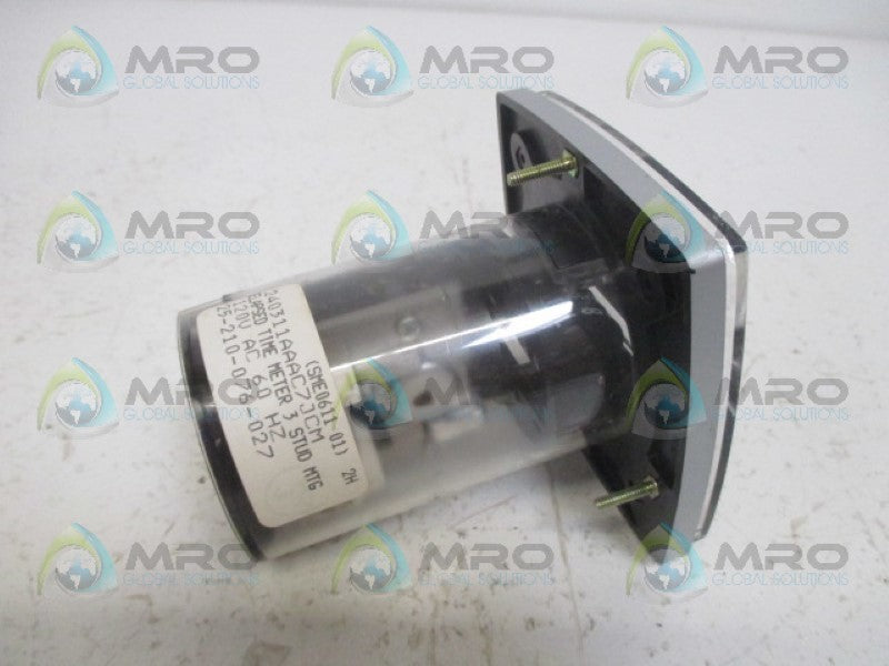 SIEMENS 235-02AA-LSMT-CLS ELAPSED TIME METER 120VAC NSMP
