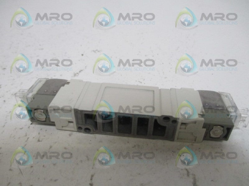 SMC SY5240-5L0U SOLENOID ONTROL VALVE 24V NSNP