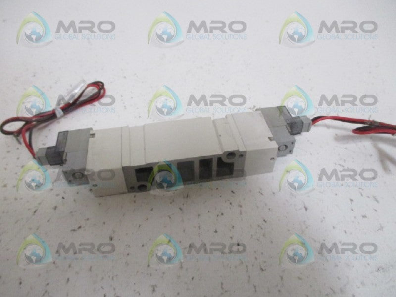 SMC SY7240 SOLENOID VALVE 24VDC NSNP