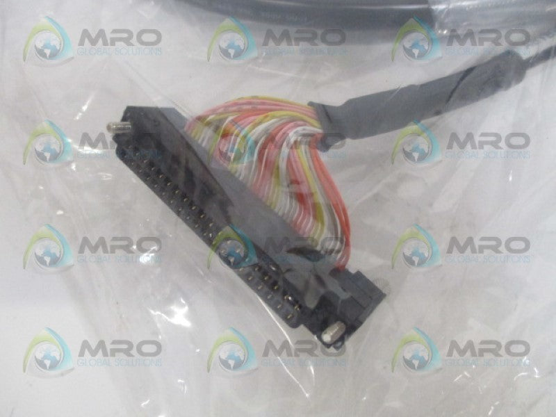MITSUBISHI AC30TB-E CABLE 3M NSMP