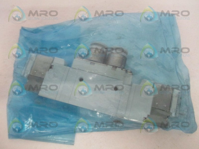 SMC SY5220-5L0Z-C8 SOLENOID VALVE NSMP
