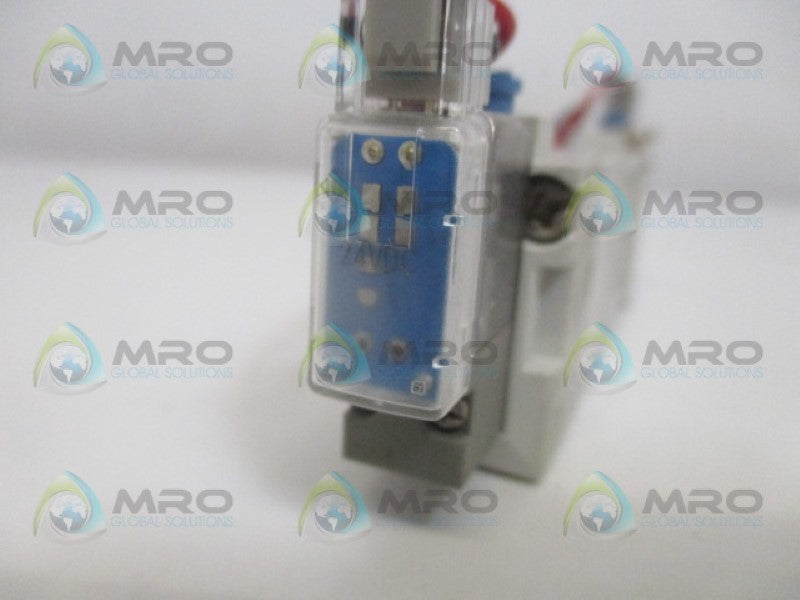 SMC SY7340-5ME-03 SOLENOID VALVE 24VDC NSNP