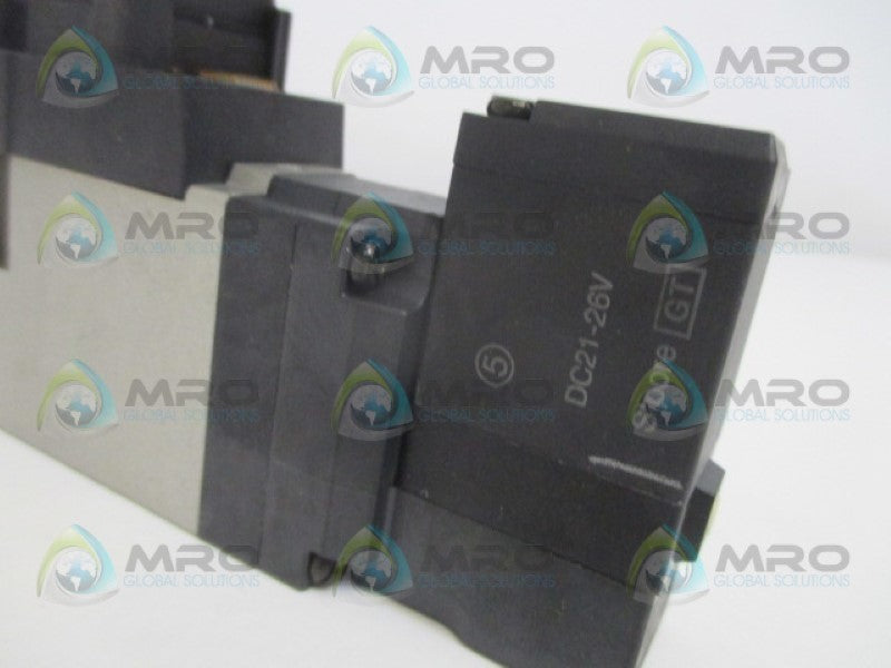 SMC VFR3310-5DZ DOUBLE NON PLUGIN VALVE 21-26VDC NSNP