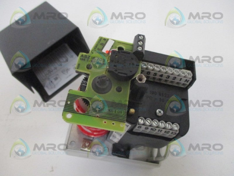 SIEMENS SQN31.402A2700-PM SERVO MOTOR DAMPER 200VAC NSMP