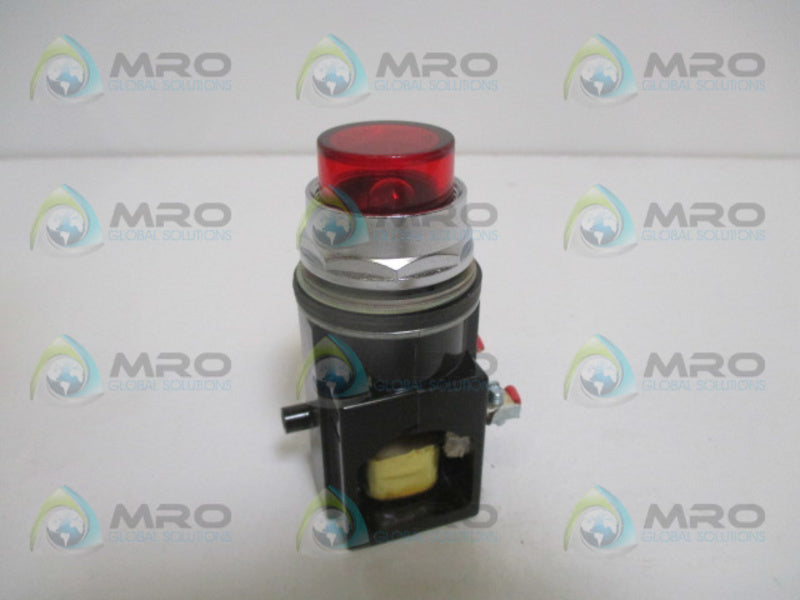 SIEMENS 52PA4G2 RED PUSHBUTTON 120V (AS PICTURED) UNMP