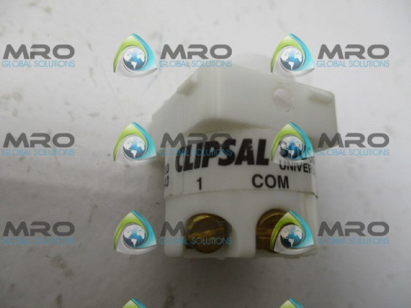 CLIPSAL 30USM SER.1 UNIVERSAL ROCKER SWITCH 20A 250V NSNP