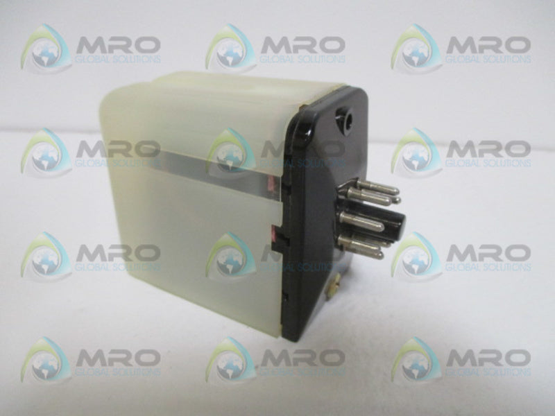 SQUARE D 8501-FPO-22 RELAY 120V (AS PICTURED) NSNP