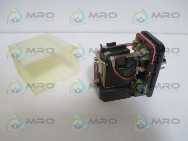 SQUARE D 8501-FPO-22 RELAY 120V (AS PICTURED) NSNP