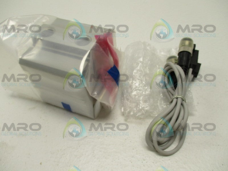 SMC CDQ2B50-15DC-J79SDPC CYLINDER  NSMP