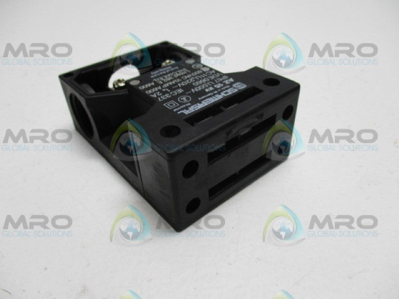 SCHMERSAL AZ15ZV VDE0660 IEC337 INTERLOCK SWITCH (AS PICTURED) NSNP