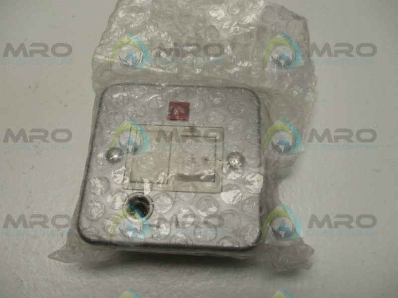 RS PRO 668-3676 SWITCHED SURFACE MOUNT CONNECTION UNIT NSMP