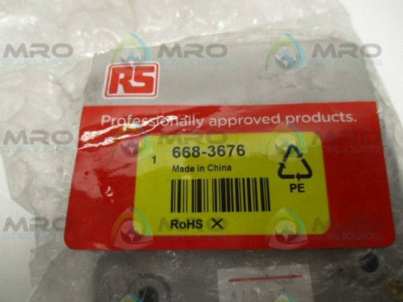 RS PRO 668-3676 SWITCHED SURFACE MOUNT CONNECTION UNIT NSMP