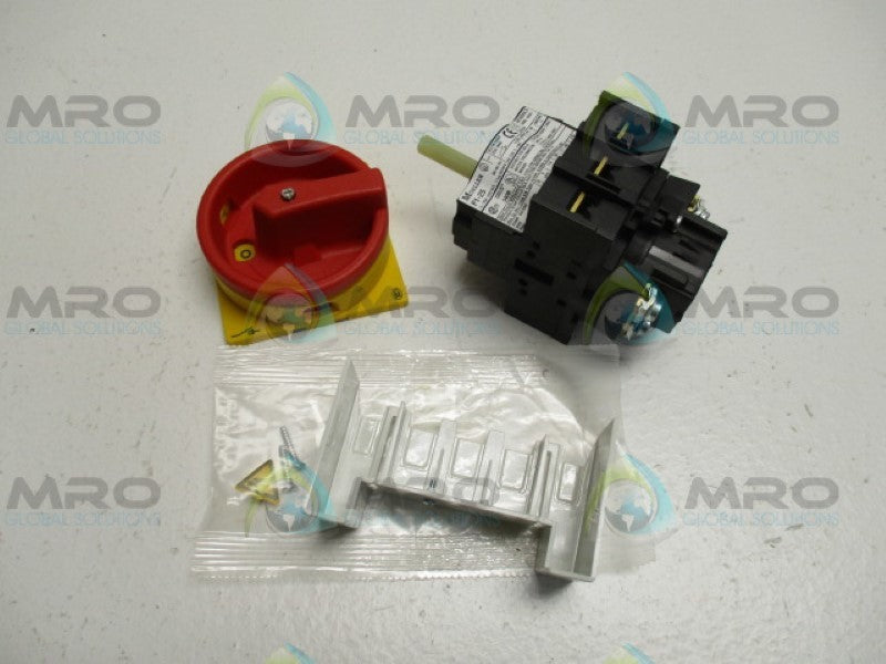MOELLER P1-25/EA/SVB 818-429 PANEL MOUNT ISOLATOR SWITCH 3P NSNP