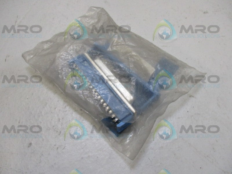 THOMAS&BETTS 622-50SM1 462-650 D CONNECTOR METAL SHELL NSMP