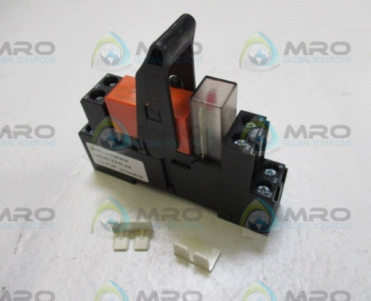 SIEMENS LZS:RT4A4L24 758-6876 COMPACT RELAY PLUG IN 24V NSMP