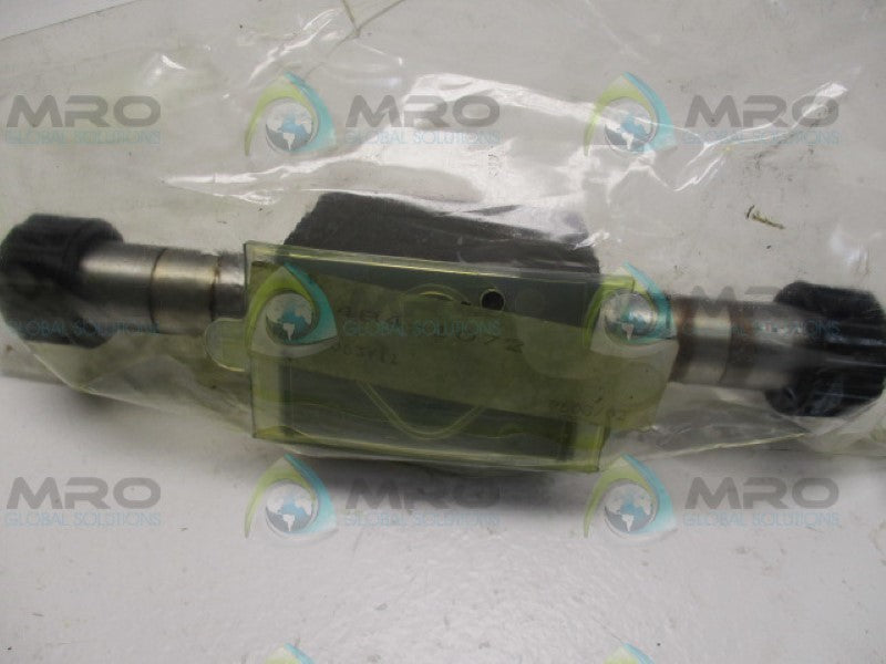 ARGO HYTOS 484-1072 RPE3-063Y11 DIRECTIONAL VALVE (AS PICTURED) NSNP