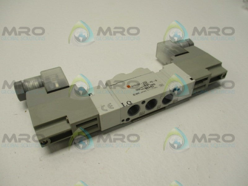 SMC SY5220-4DZ-01F-F2-Q DOUBLE SOLENOID BODY VALVE 220V NSNP
