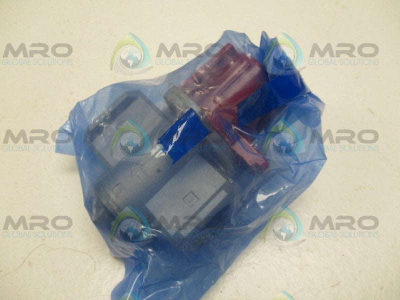 SMC VHS30-F03 3-PORT LOCK OUT VALVE NSMP