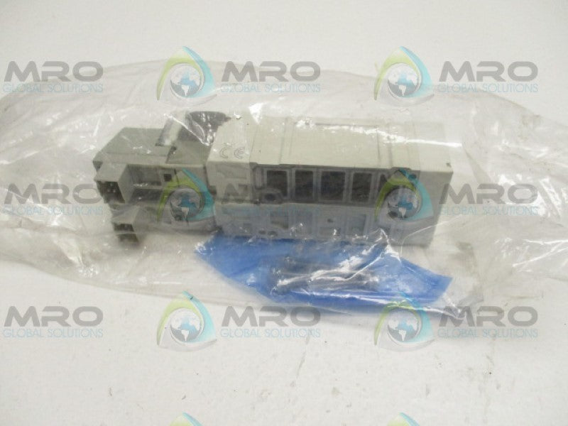 SMC SY5245-5FU-Q DUAL VALVE NSMP