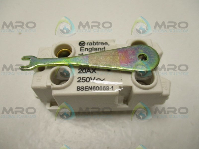 CRABTREE ENGLAND BSEN60669-1 SWITCH 20A 250V NSNP