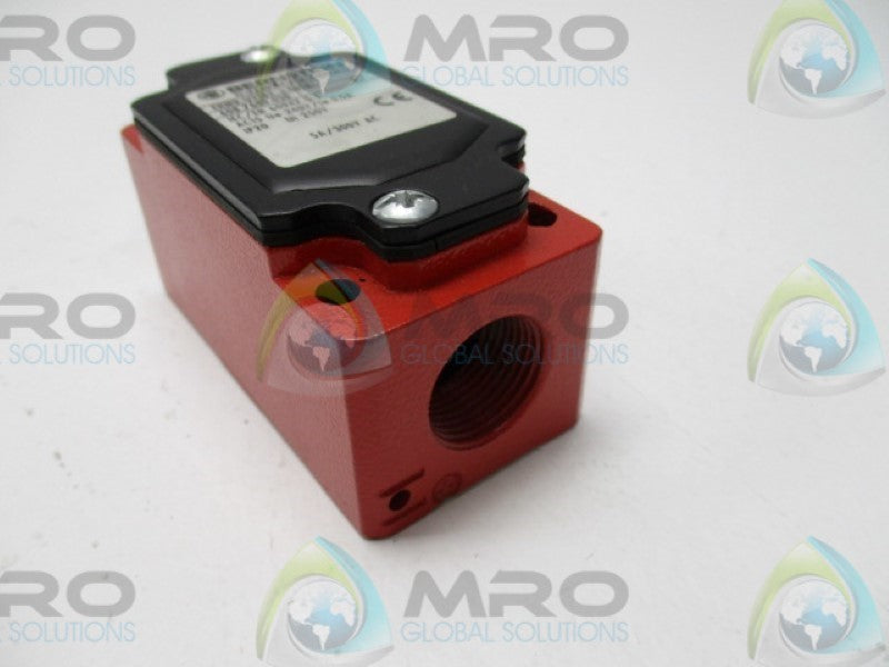 BERNSTEIN ENM2-UV16Z LIMIT SWITCH (AS PICTURED) NSNP
