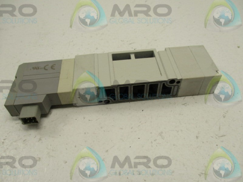 SMC SV2400-5FU SOLENOID VALVE 24VDC UNMP