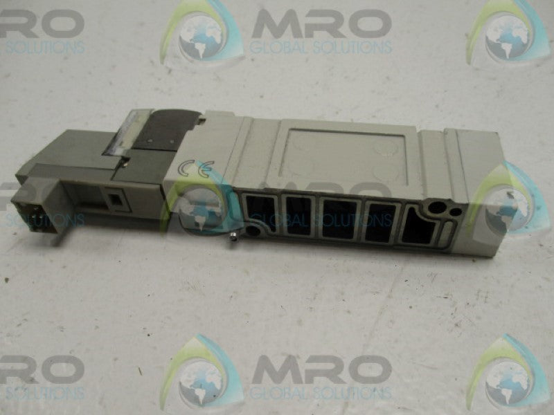 SMC SY5140-5FU-Q SOLENOID VALVE 24VDC NSNP