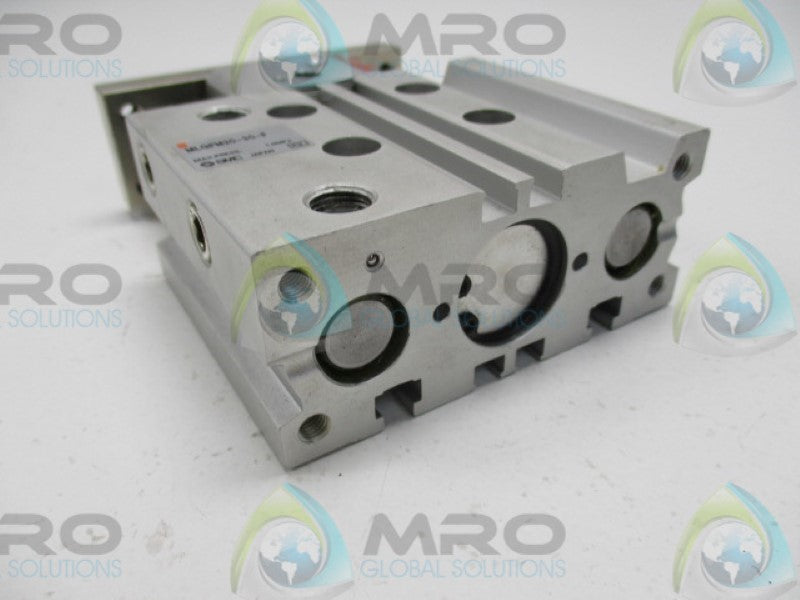 SMC MLGPM20-30-F CYLINDER COMPACT GUIDE WITH LOCK UNMP